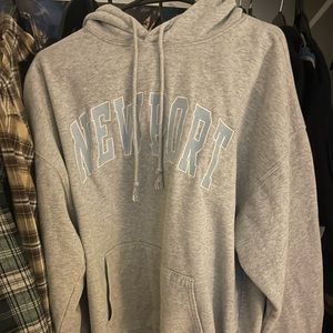 Brandy Melville Oversized hoodie in grey.